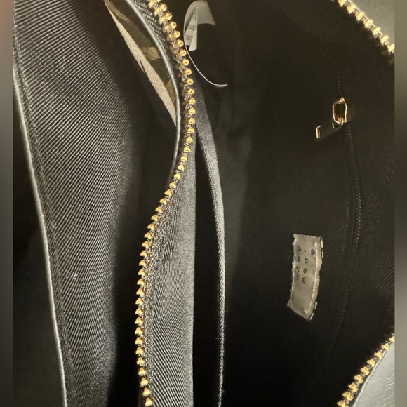 Small Purse - A New Day Brand - Palm Tree Leaf Design. 🍃👜🍃 - Picture 3 of 6